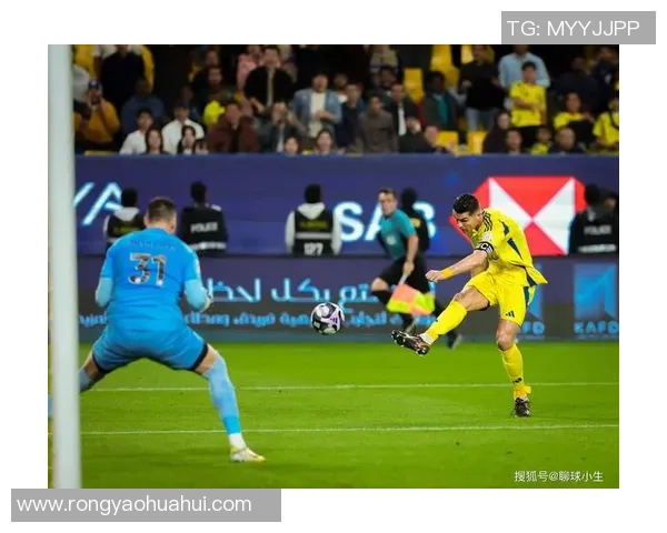 足球巨星儿子奢侈生活引发热议为何这位继承人被批败家不节俭